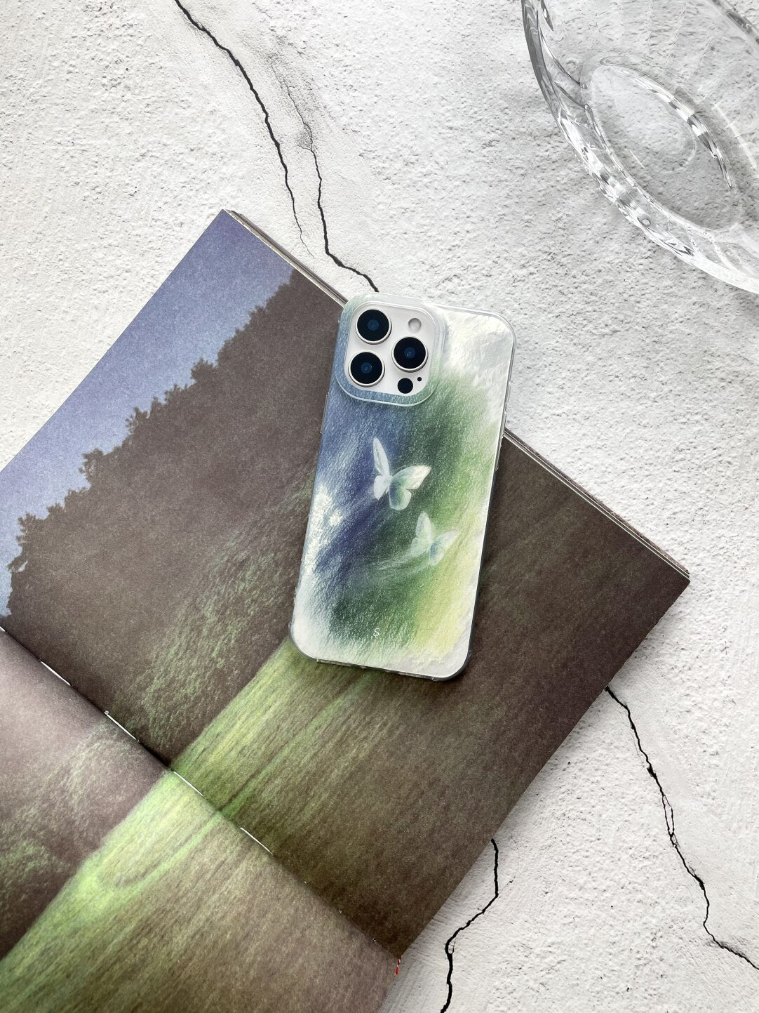 Artistic Metallic Luster Butterfly Breath Phone Case IMD-SSL