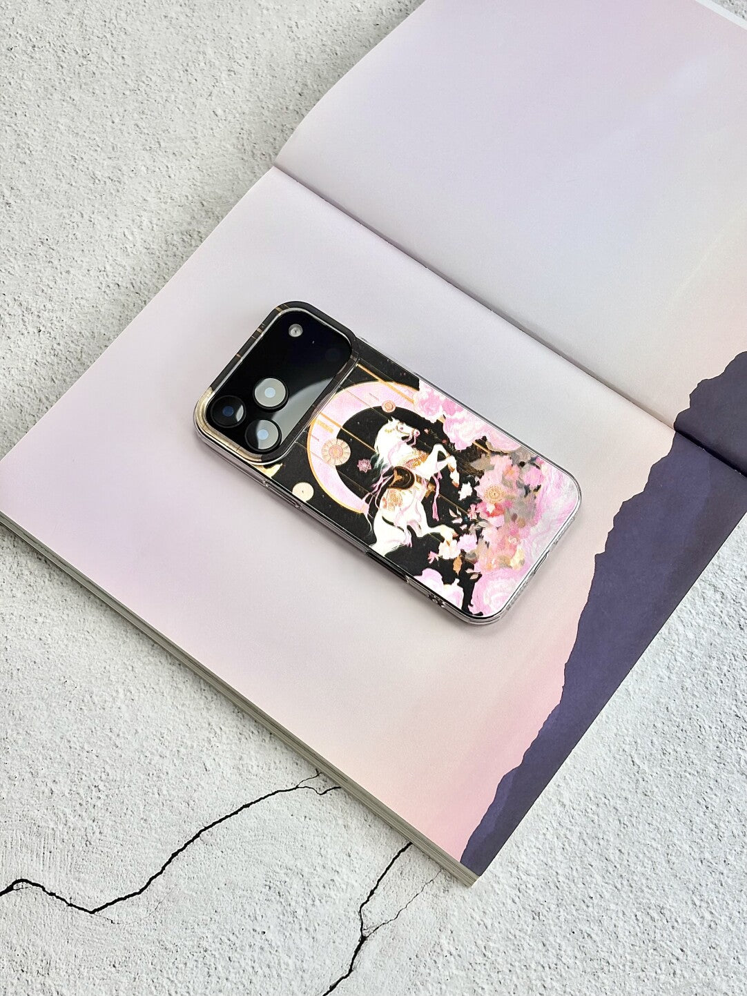 Artistic Metallic Luster Dream Horse Phone Case Chinoiserie IMD-SSL